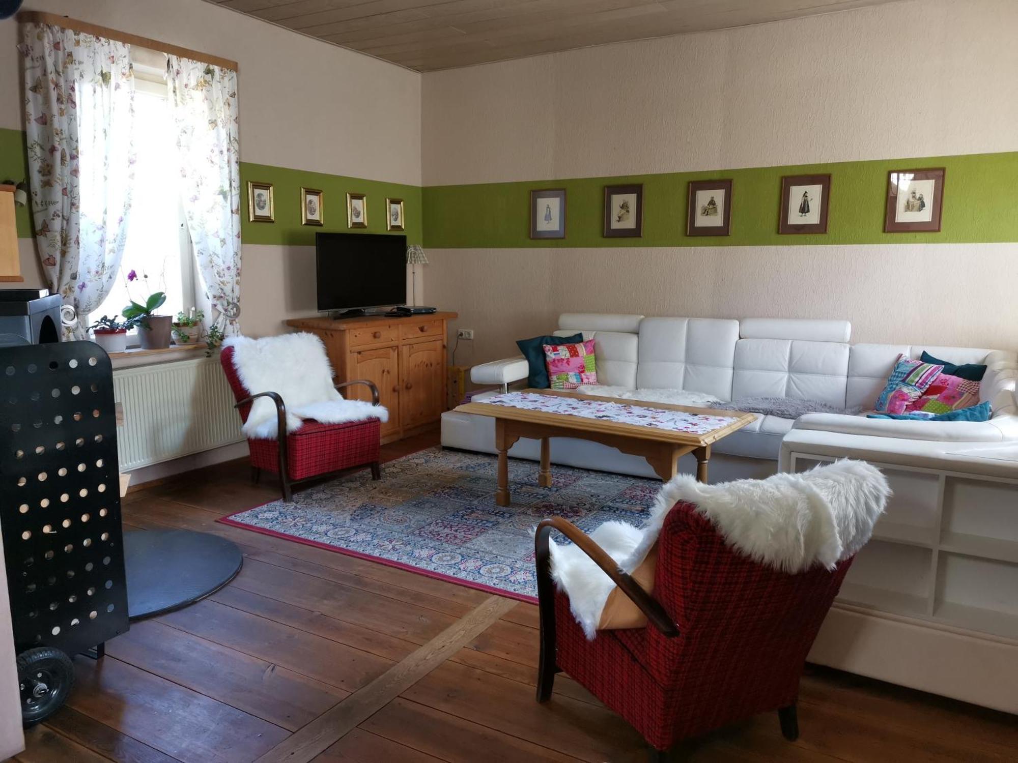 Ferienhaus Vom Bahratal Hausen 外观 照片