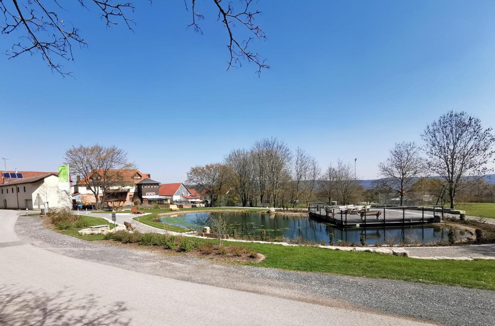 Ferienhaus Vom Bahratal Hausen 外观 照片