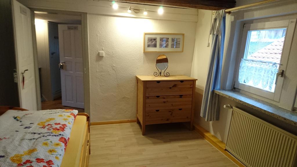 Ferienhaus Vom Bahratal Hausen 外观 照片