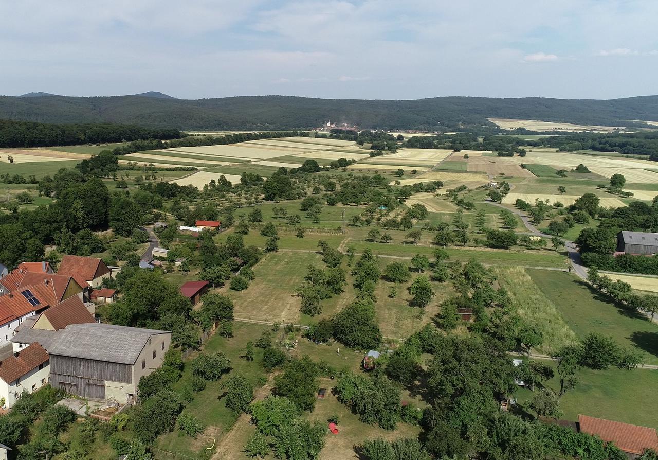 Ferienhaus Vom Bahratal Hausen 外观 照片