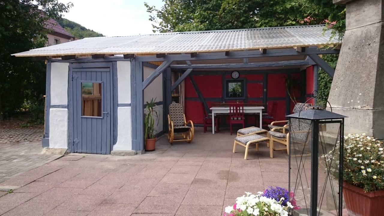 Ferienhaus Vom Bahratal Hausen 外观 照片